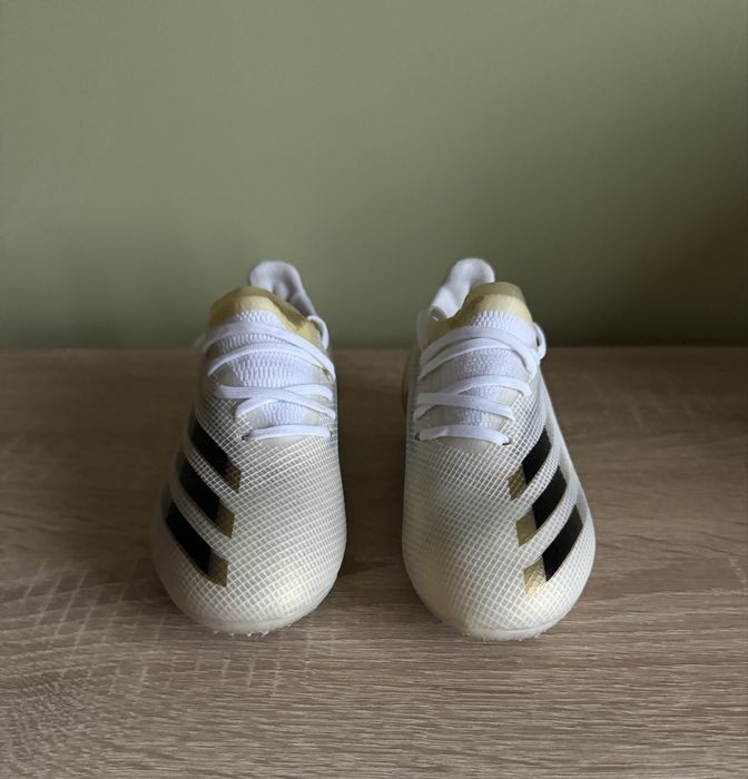 футбольные бутсы Adidas Puma Nike