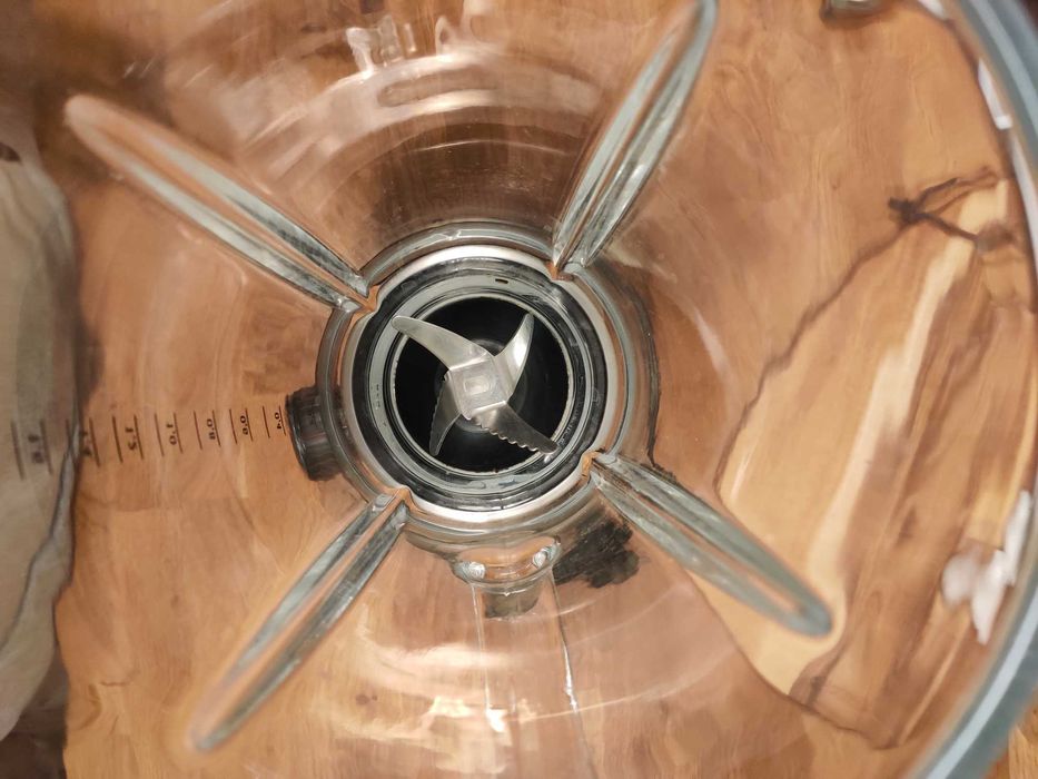 Blender kielichowy z kruszarką - WMF Kult X Pro Standmixer 1400W