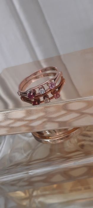 Piękny pierścionek złoty pr.585