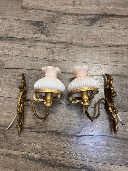 Para Vintage Kinkietów Mosiężnych w Stylu Rococo Revival – Elegancj