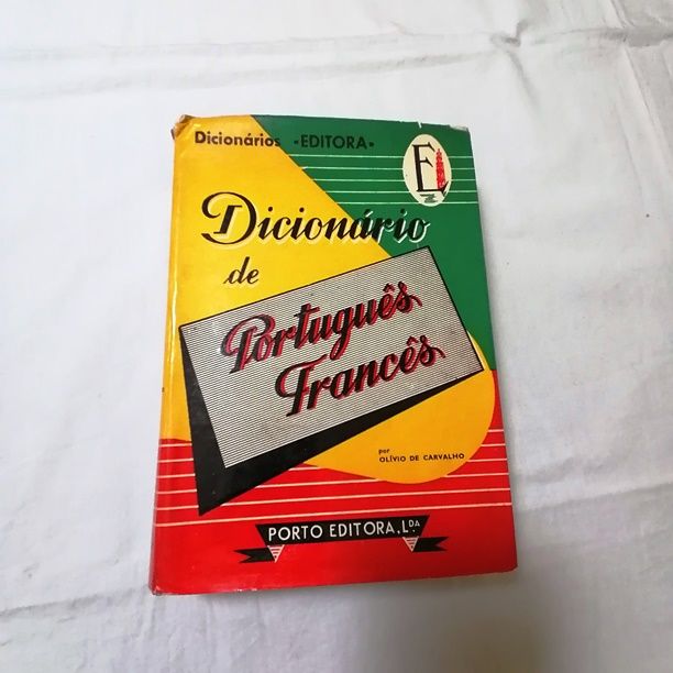 Dicionários diversos