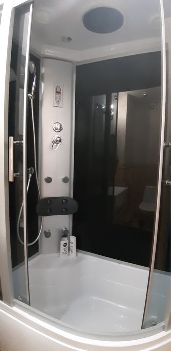 Квартира подобово 2-х кімнатна в центрі