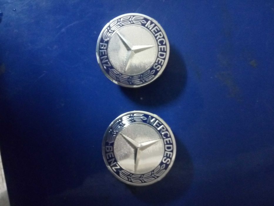 Símbolos Mercedes para jantes 4 novos com tampa parachoque .