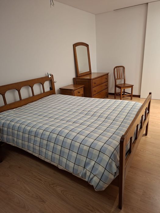 Mobilia completa quarto casal madeira cerejeira