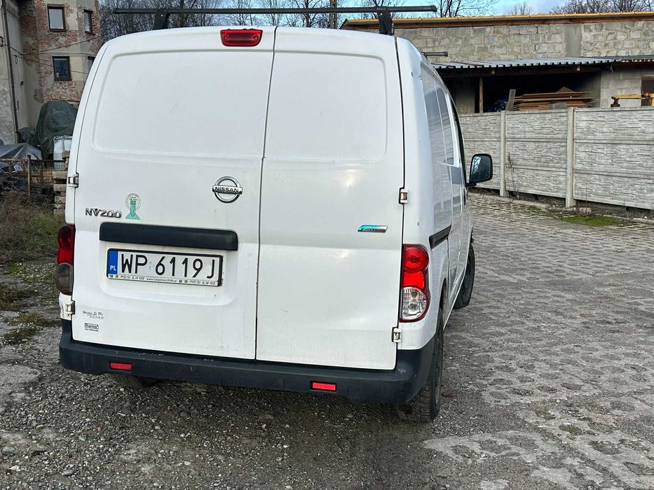 Alfombrillas De Coche Goma Alfombrillas De Goma Para Nissan NV200 2009 En Adelante - Personalizadas Y Antideslizantes - Color Negro Alfombrillas