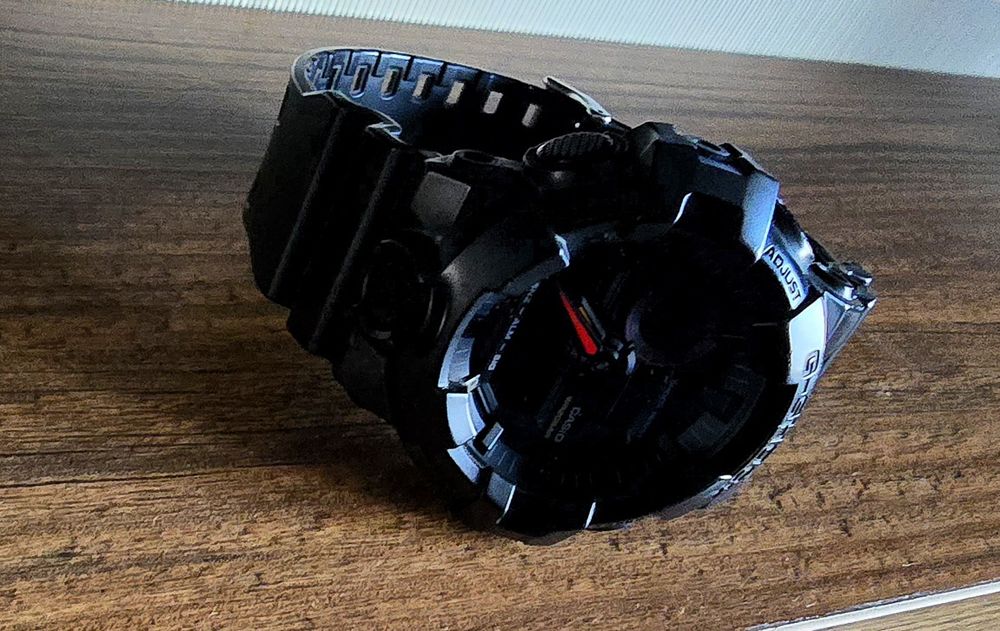 МЕГАкрутий G-Shock GA-700BMC-1AER