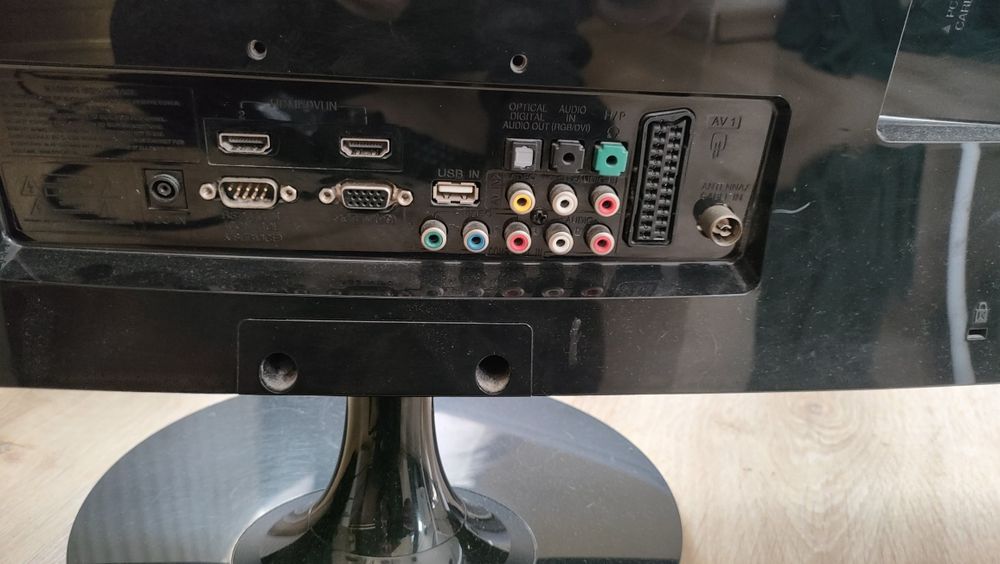 Telewizor LG 23 cale fullhd