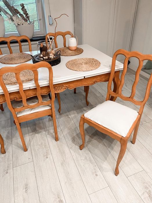 Stylowy Ludwikowski zestaw Stół z 4 krzesłami