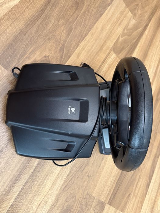 Kierownica Logitech Formula VIBRATION FEEDBACK WHEEL usb