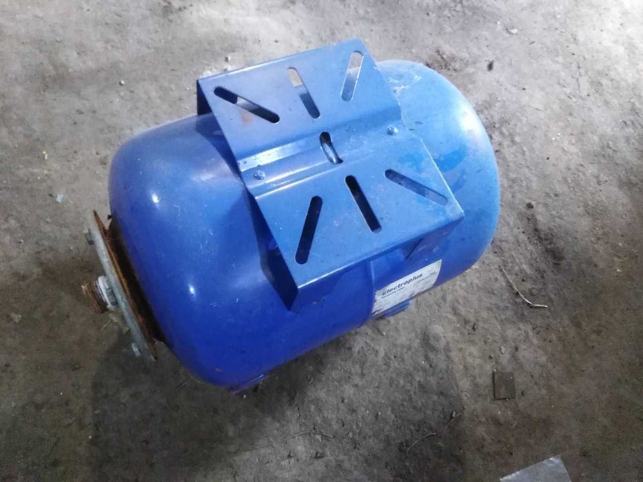 Бак насосної станціі  робоча.стан відмінний.