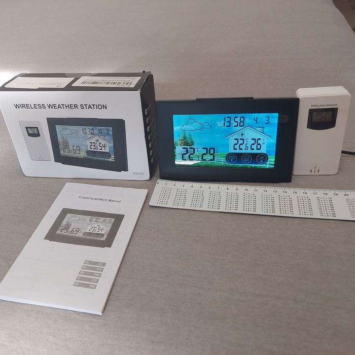 Бездротова метеостанція FJ3551A з РК-дисплеєм