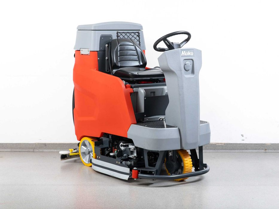 Szorowarka Hako Scrubmaster B120 R  NOWE BATERIE 2018r 647h 34000netto