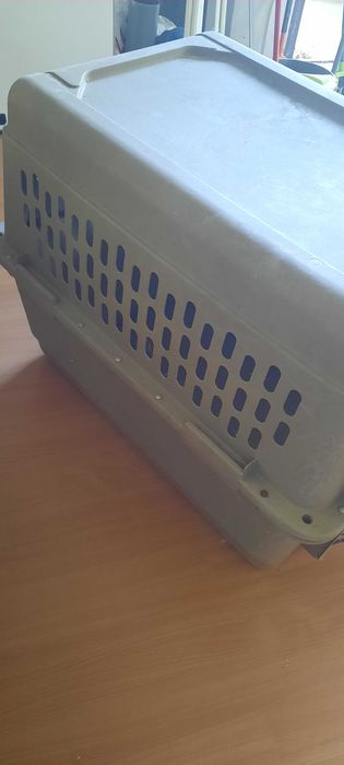 Caixa transportadora de animais