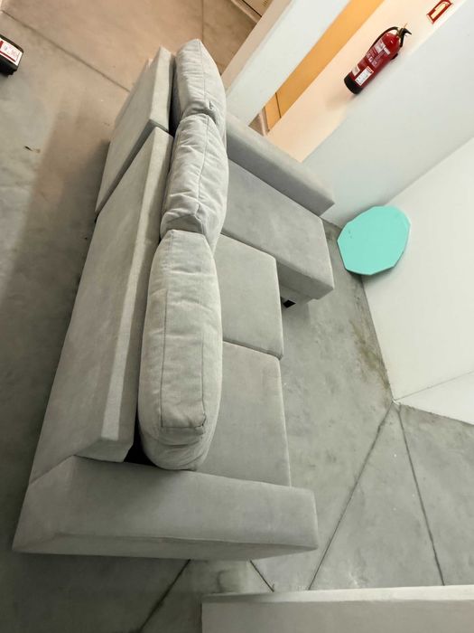 Sofá 3 Lugares com Chaise Longue – Confortável