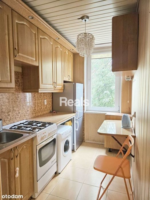 Bródno 2 pokoje dwustronne duży balkon 7 min Metro