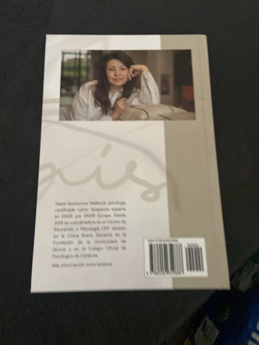VENDO LIVRO CAPA DURA NOVO NUNCA USADO EMDR CUADERNO DE TRABAJO