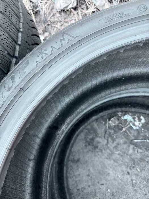 215 45 18 Dunlop Winter Sport 5 99% 2024 Шини Зима