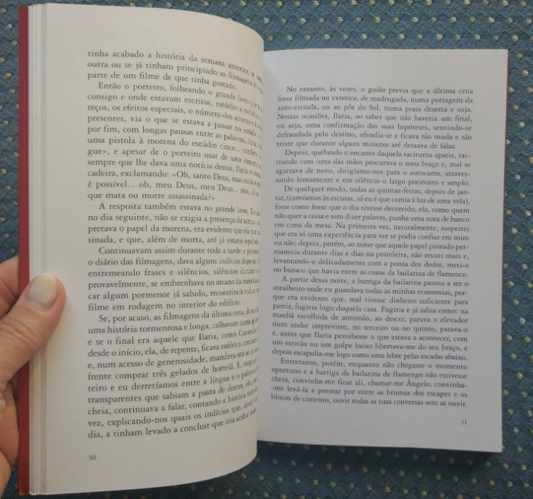 “Com a Cabeça nas Nuvens" Susanna Tamaro Galardoado 1989 Como NOVO