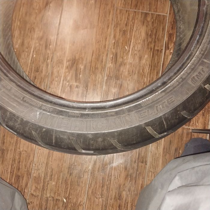 Продам покришку Dunlop American elite 200 55 17