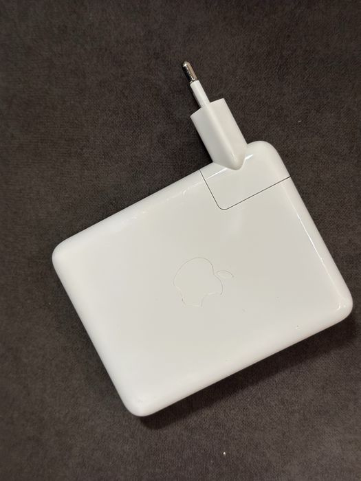 Блок живлення Apple 140W (USB-C) — на запчастини / під ремонт
