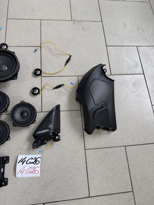 BMW 4 і4 g26 акустика Harman Kardon музика динаміки харман кардон г26