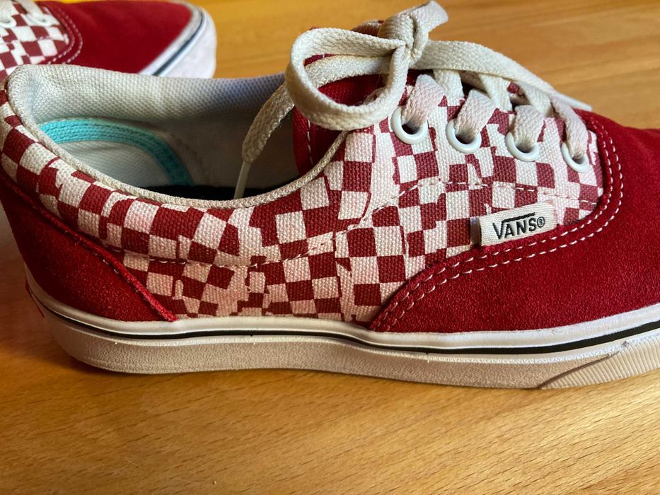 KA794 Vans Comfycush Era 36,5