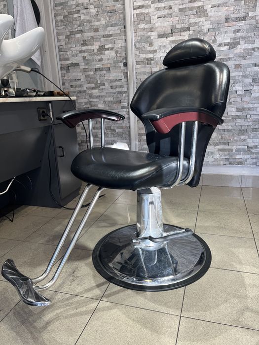 Cadeira de barbeiro Lustosa E Barrosas (Santo Estêvão) • OLX Portugal