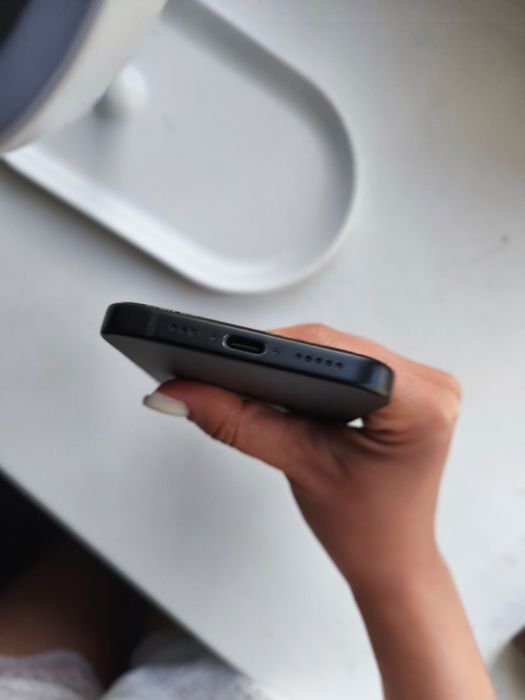IPhone 15, 128Gb