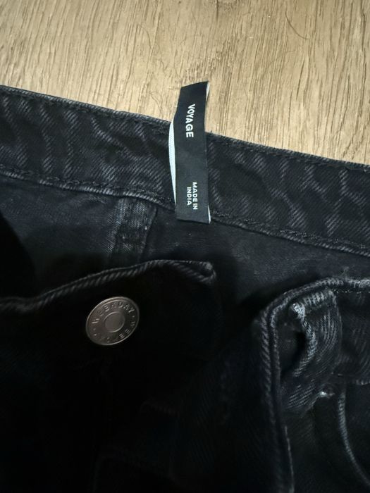 Spodnie jenasowe damskie Weekday XS