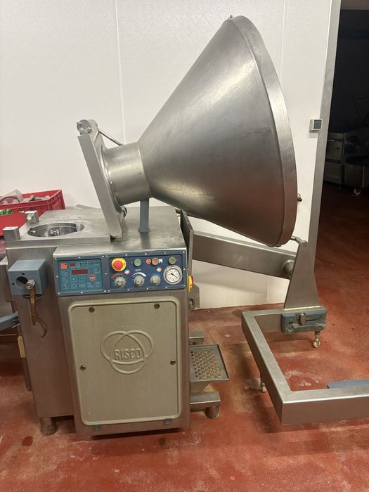 Nadziewarka próżniowa Risco 4001