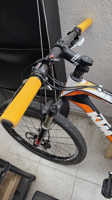 KTM roda 26 carbono