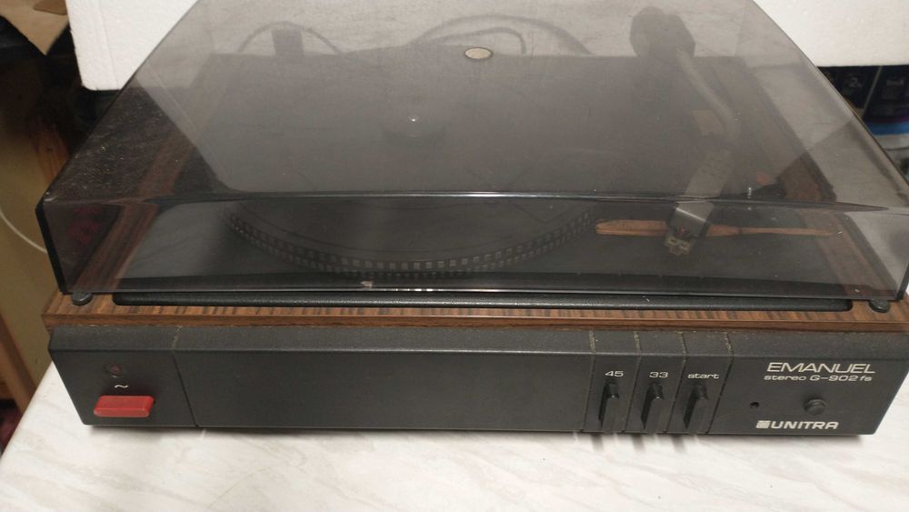 Dwa gramofony Emmanuel