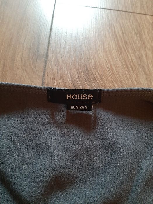 Szary top z długim rękawem house