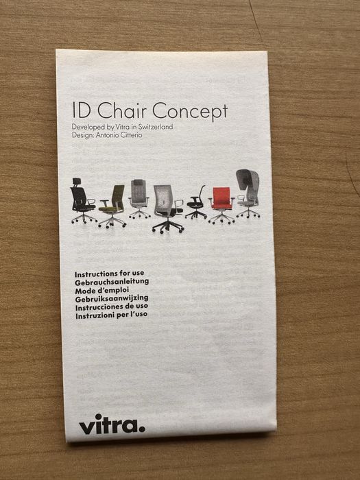Cadeira Vitra ID Chair