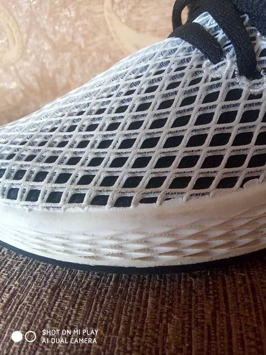 Кросівки від Адідас