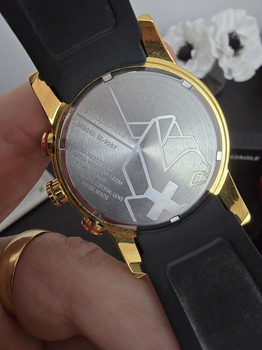 Relógio SwissEagle SE-9057-04
