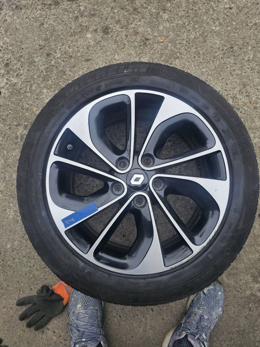 Диски r17 5 114,3 et49 bose reno