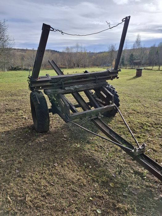 Продам причіп лісовоз .