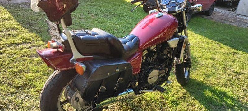 Honda Shadow VF 700C