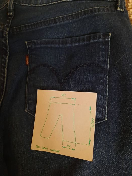 Spodnie jeansy Levis 30/34 jak nowe