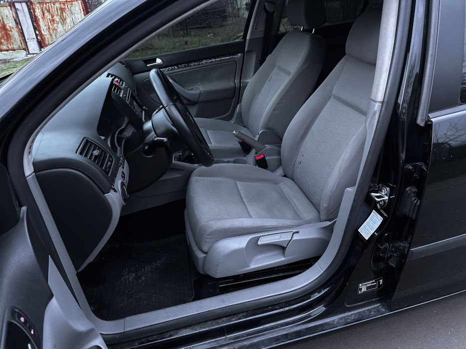 Продам Volkswagen Golf 5