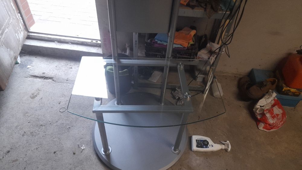 Stolik pod  telewizor