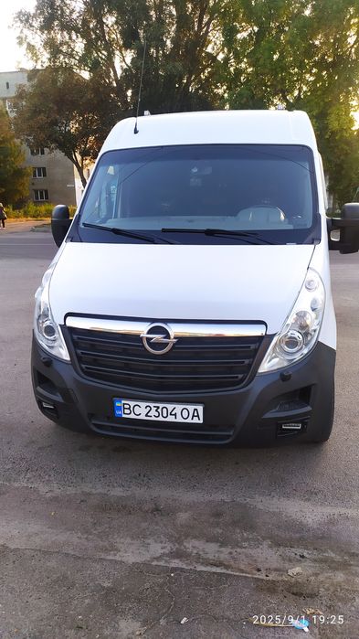 Opel movano 13-й рік