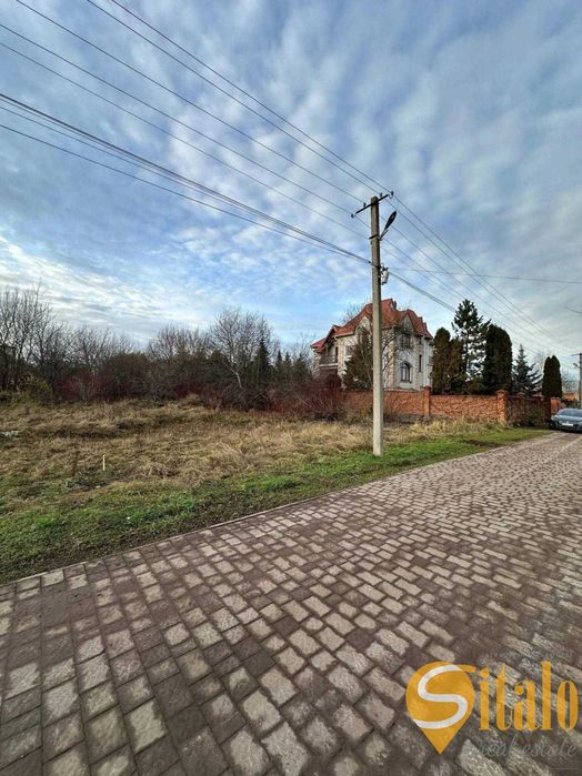 Продаж земельної ділянки, Наварія