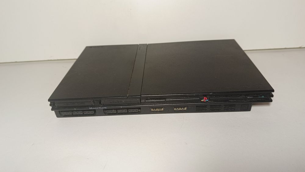 Playstation 2 Slim (SCPH-77008) Б/У.