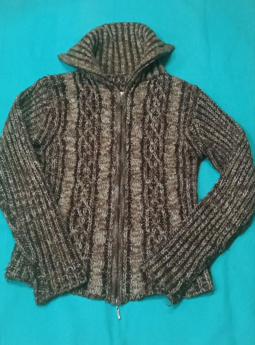 Sweter damski gruby na zamek M/L