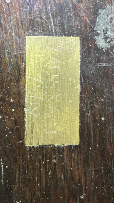 Caixa com compasso em lata incio seculo XX