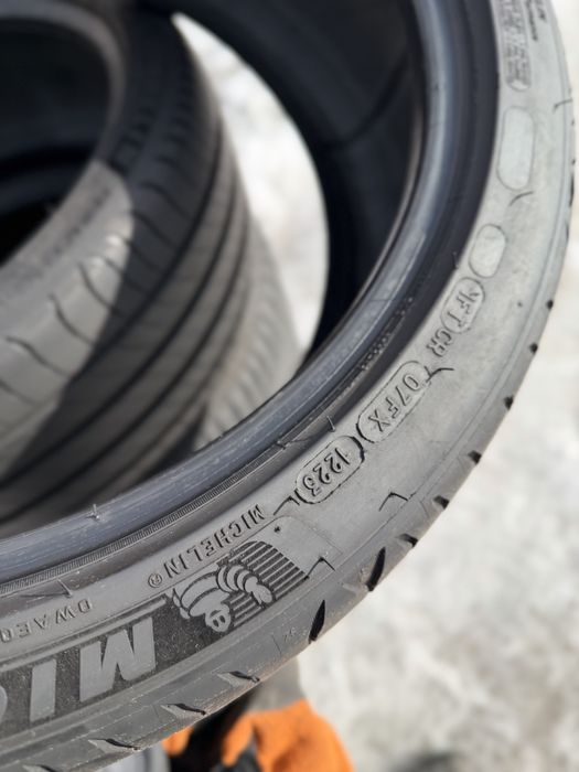 225/40 R18 Michelin Primacy 4 2023рік 5.5+мм ШИНИ Б/В