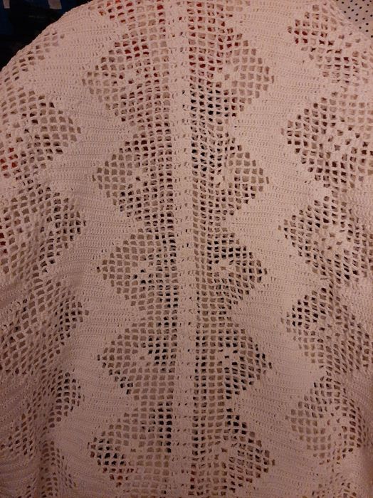 Colcha Vintage em Croché, feita à mão.