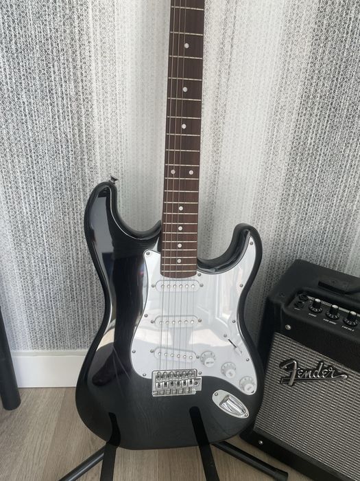 Guitarra Elétrica Harley Benton ST-20 + Amplificador + TODOS os ACESSÓRIOS